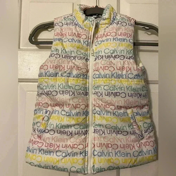 Calvin Klein Allover Logo Print White Puffer‎ Vest size 6 - Picture 1 of 9